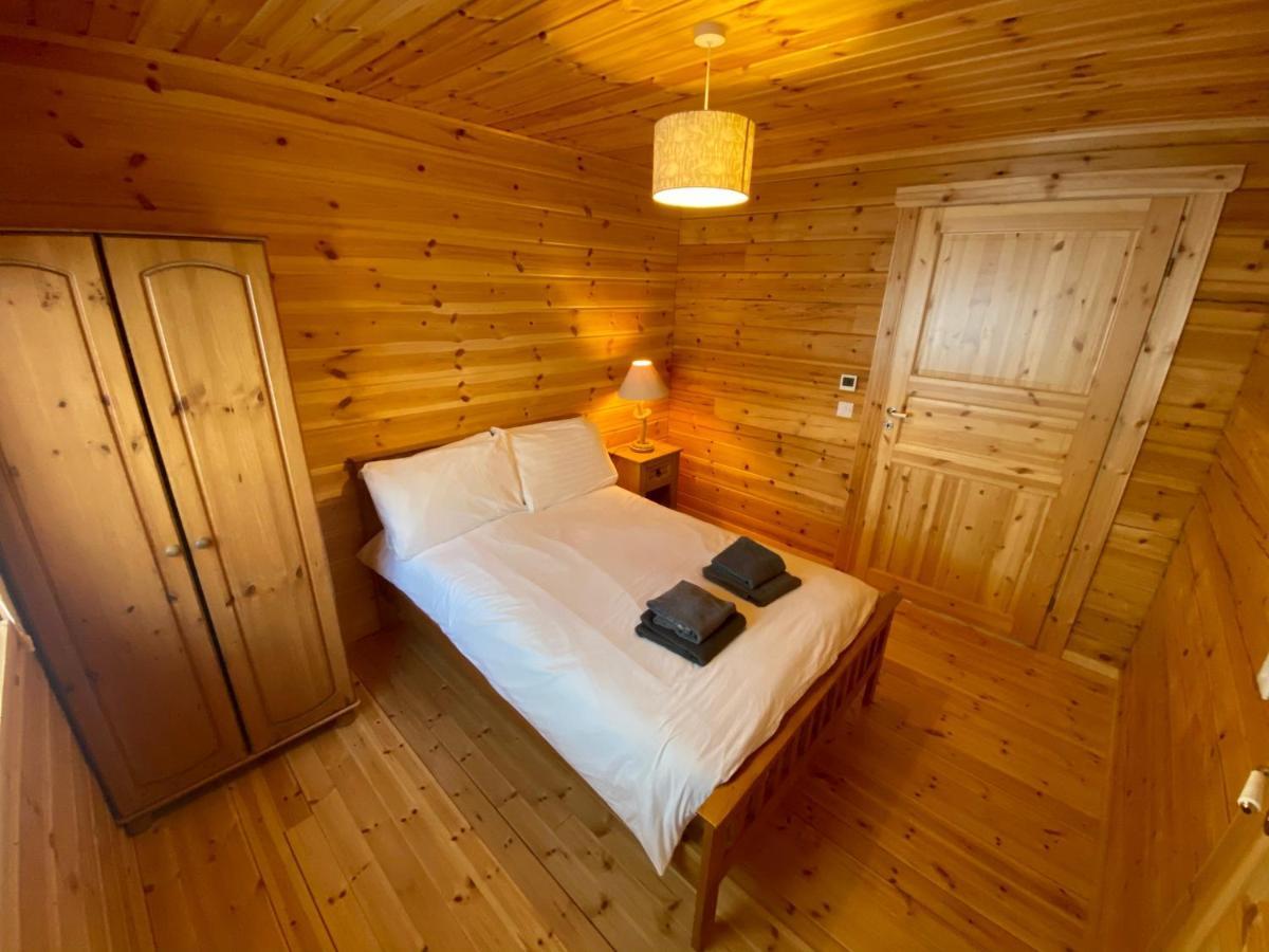 Pine Lodge Gorebridge Екстер'єр фото
